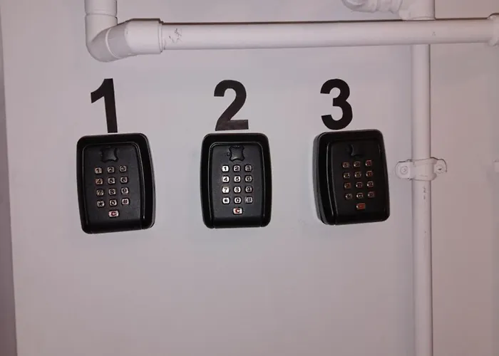 Obok Piotrkowskiej, Parking Gratis, Dostep Na Kod 公寓 罗兹